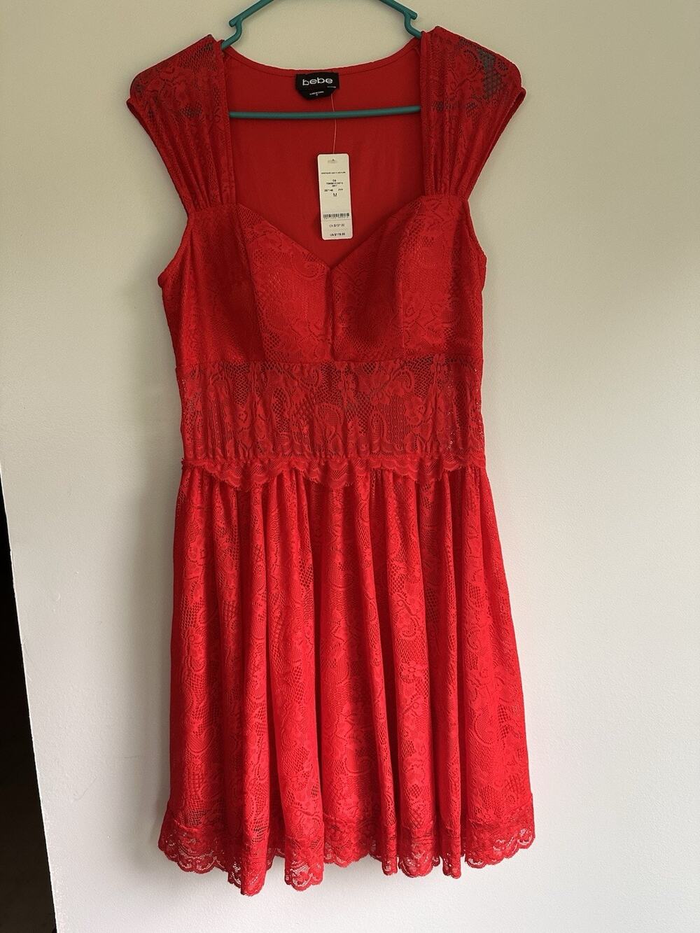 Bebe Red Lace Overlay Dress NEW Woman’s Size Medium Sweetheart Neckline Cap Slv